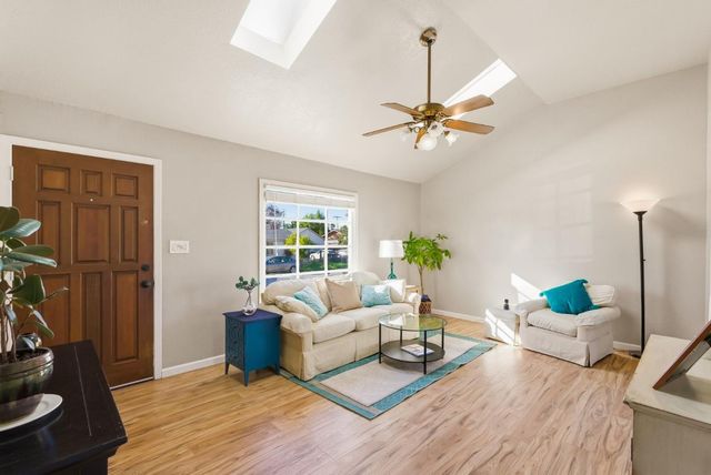 9 Nona Avenue, Freedom, CA 95019