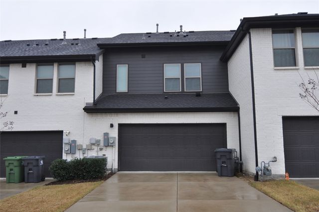 9020 Brook Hill Lane, Fort Worth, TX 76244