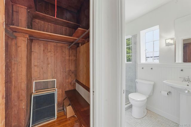 2 Westchester Avenue 4N, White Plains, NY 10601