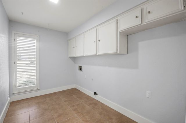 9145 Drumcliffe Lane, Dallas, TX 75231