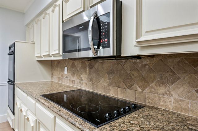 9145 Drumcliffe Lane, Dallas, TX 75231