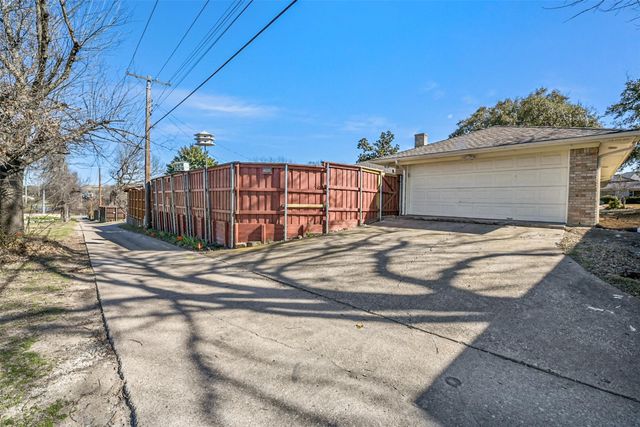 9145 Drumcliffe Lane, Dallas, TX 75231