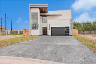 2801 E Zarzamora Avenue, Hidalgo, TX 78557