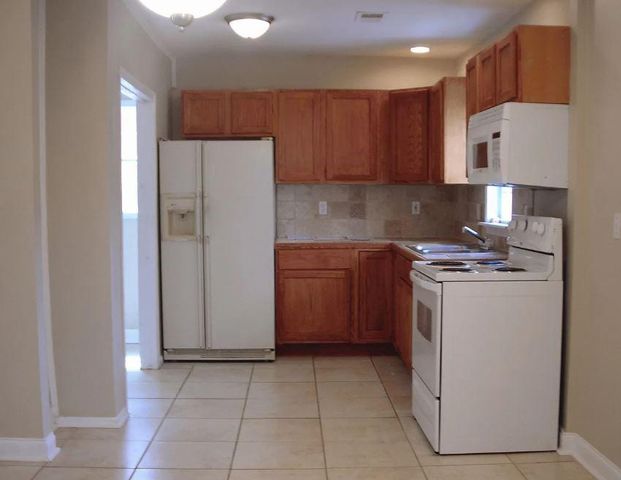 1972 Don Juan Lane, Decatur, GA 30032