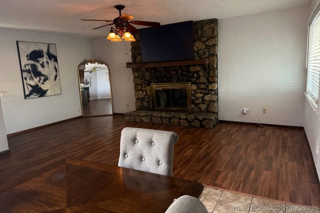 3229 S 214th East Avenue, Broken Arrow, OK 74014