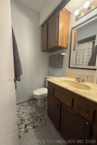 3229 S 214th East Avenue, Broken Arrow, OK 74014