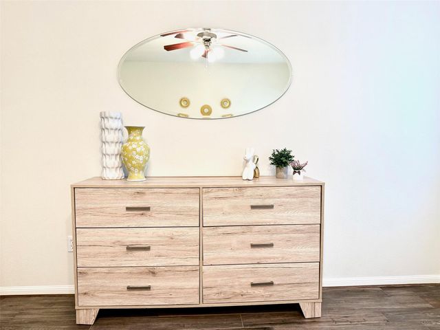 142 E Spindle Tree Circle, The Woodlands, TX 77382