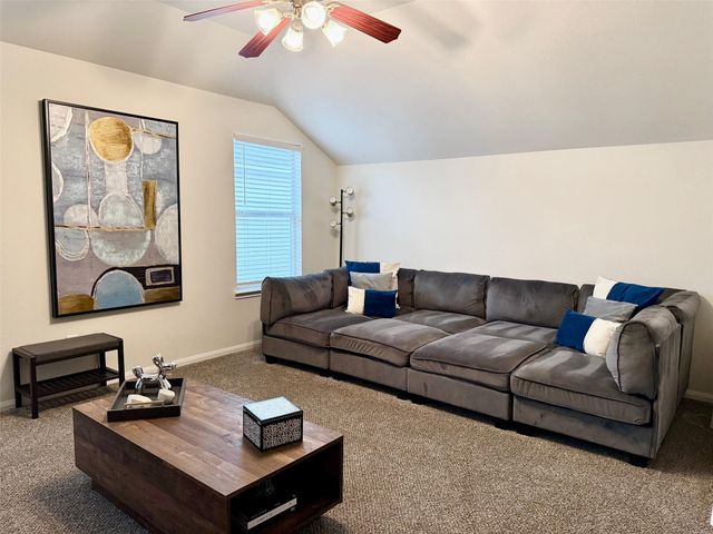 142 E Spindle Tree Circle, The Woodlands, TX 77382