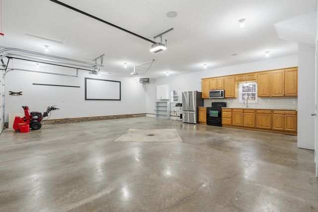 1416 6th Street, Orion, IL 61273