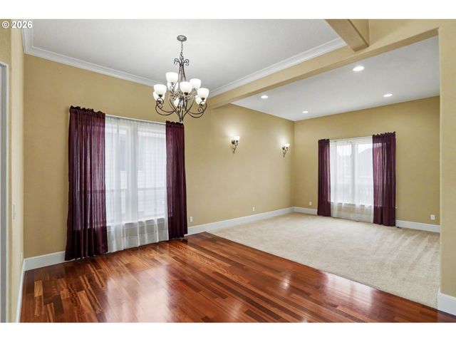 1695 Nw TITAN Dr, Salem, OR 97304