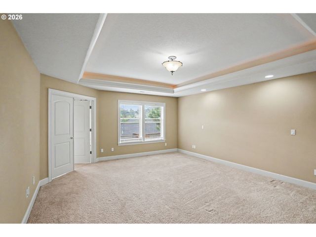 1695 Nw TITAN Dr, Salem, OR 97304