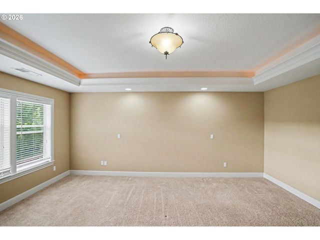 1695 Nw TITAN Dr, Salem, OR 97304