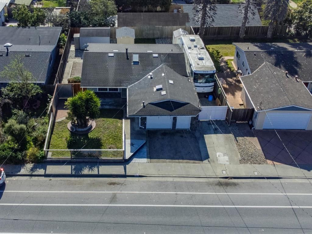 Image 3 of property listing at 1311 Delaware Avenue, Santa Cruz, CA 95060