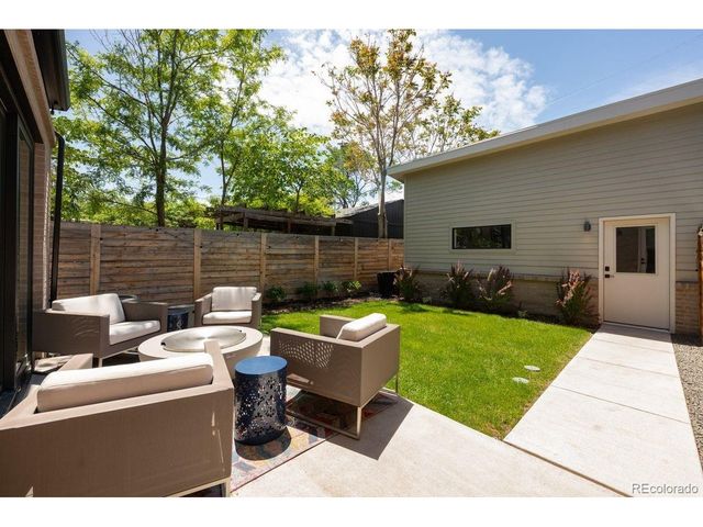1529 Adams St, Denver, CO 80206