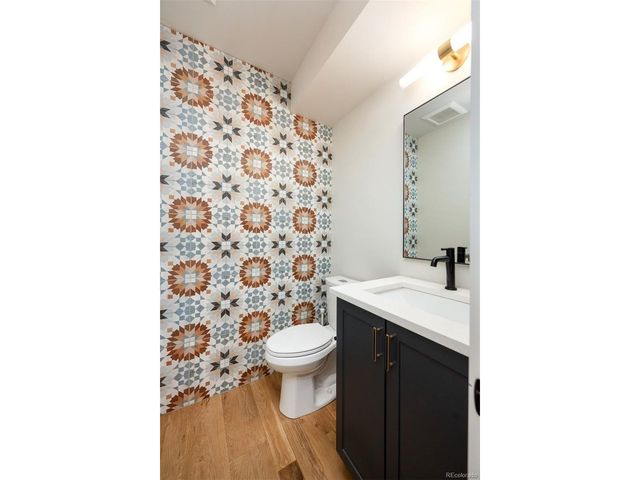 1529 Adams St, Denver, CO 80206