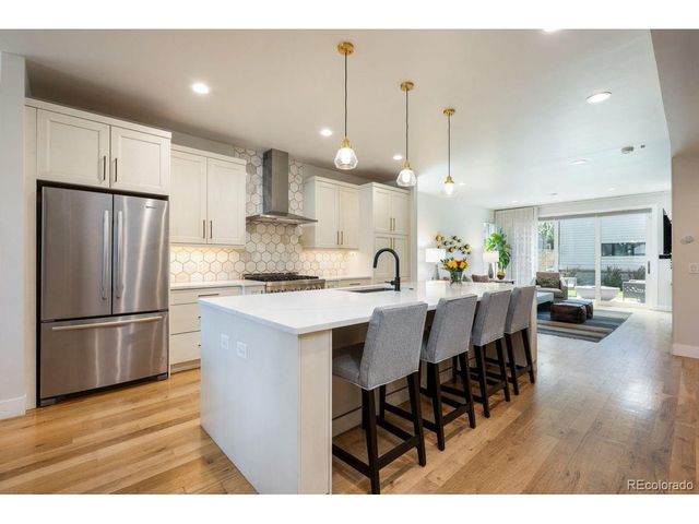 1529 Adams St, Denver, CO 80206