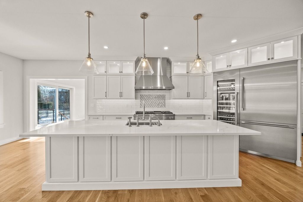 lot 487 Menauhant Rd, Falmouth, MA 02536