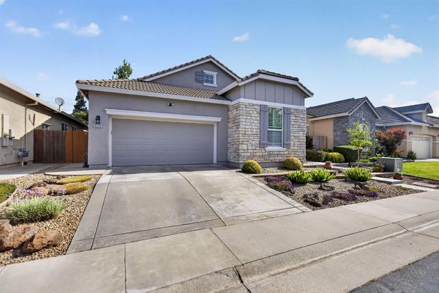 4520 Crown Bench Cir, Elk Grove, CA 95757