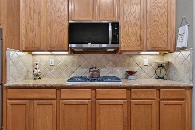 4520 Crown Bench Cir, Elk Grove, CA 95757