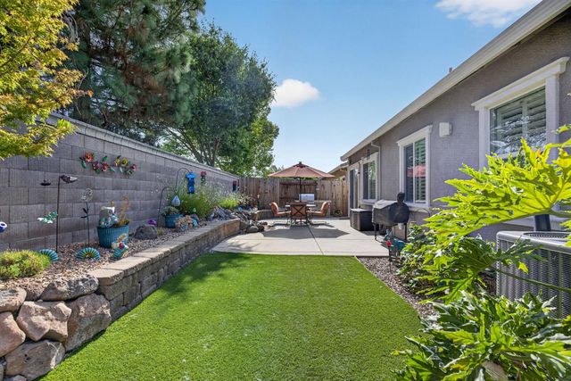 4520 Crown Bench Cir, Elk Grove, CA 95757