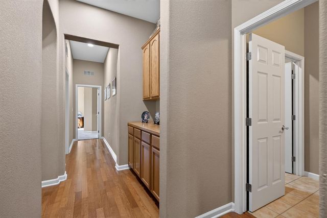 4520 Crown Bench Cir, Elk Grove, CA 95757