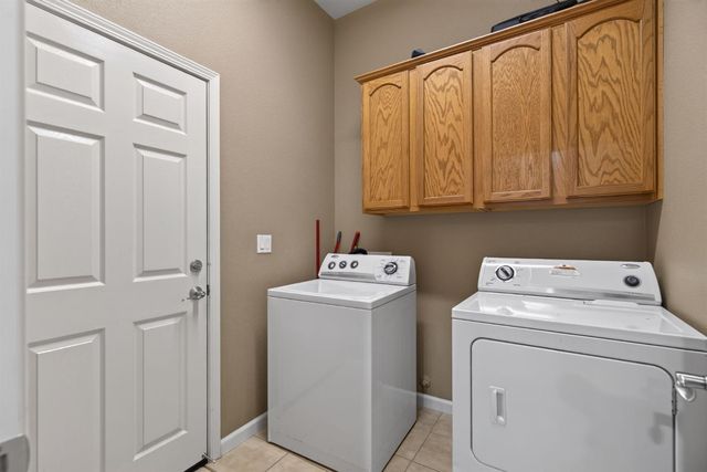 4520 Crown Bench Cir, Elk Grove, CA 95757