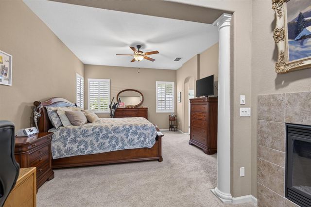 4520 Crown Bench Cir, Elk Grove, CA 95757