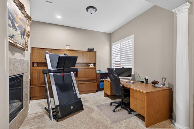 4520 Crown Bench Cir, Elk Grove, CA 95757