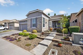 4520 Crown Bench Cir, Elk Grove, CA 95757