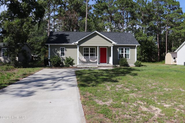 332 Holly Drive, Southport, NC 28461