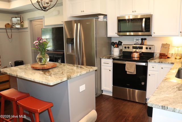 332 Holly Drive, Southport, NC 28461