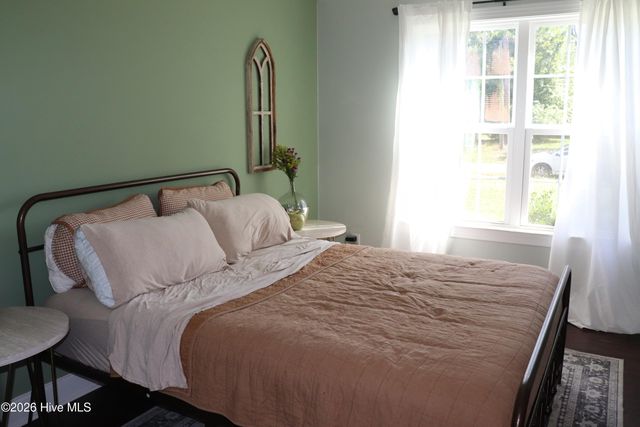 332 Holly Drive, Southport, NC 28461