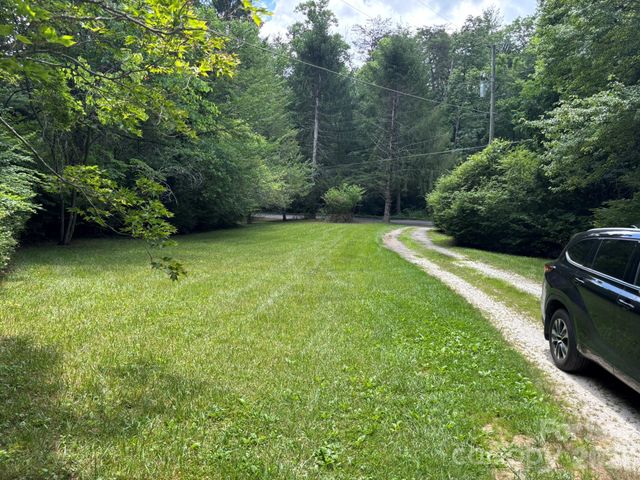 547 Avery Creek Road, Arden, NC 28704
