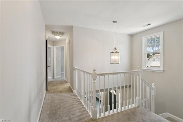 10 Pine Lake CT, Hampton, VA 23669