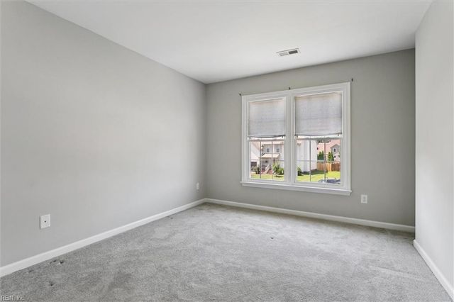 10 Pine Lake CT, Hampton, VA 23669