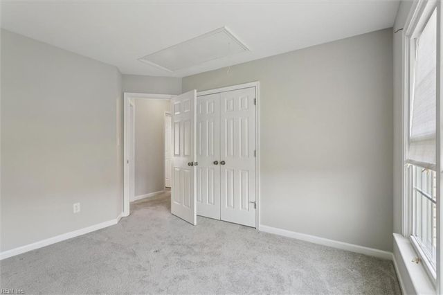 10 Pine Lake CT, Hampton, VA 23669