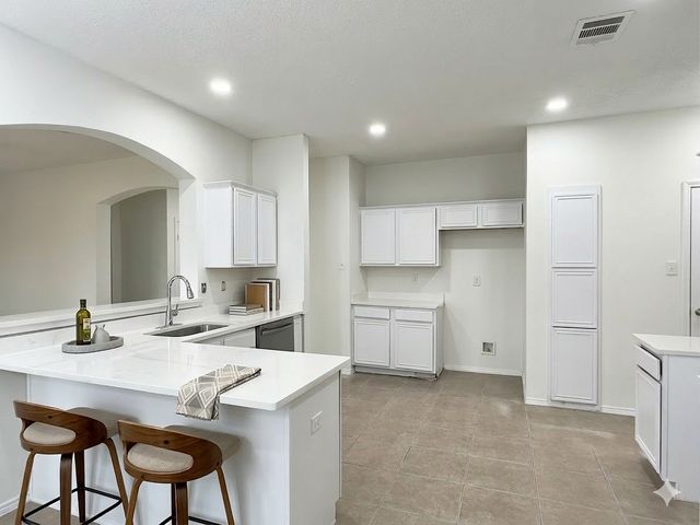 729 Wedgewood Drive, Desoto, TX 75115