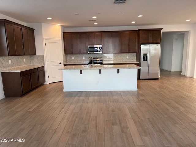 10270 W INDIANOLA Avenue, Avondale, AZ 85392