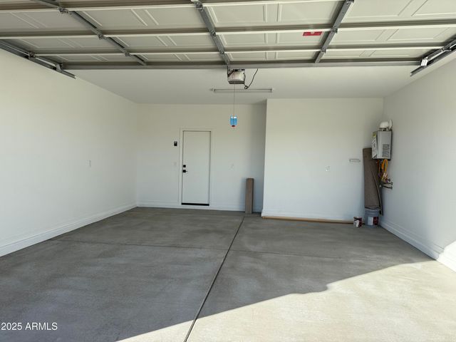 10270 W INDIANOLA Avenue, Avondale, AZ 85392