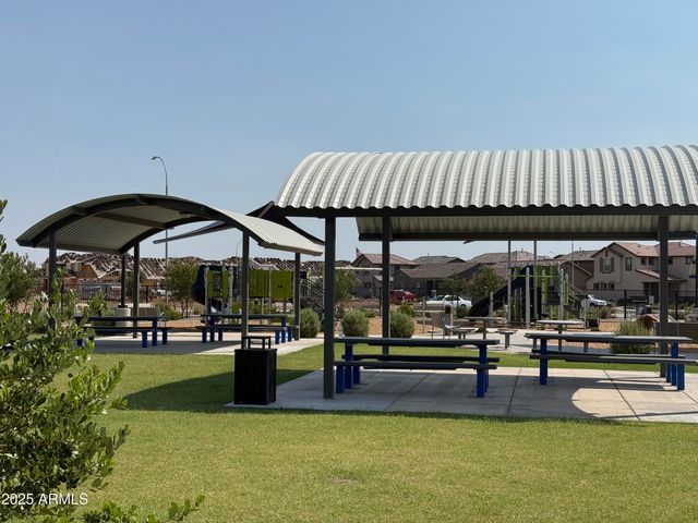 10270 W INDIANOLA Avenue, Avondale, AZ 85392