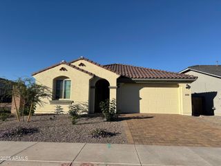 10270 W INDIANOLA Avenue, Avondale, AZ 85392