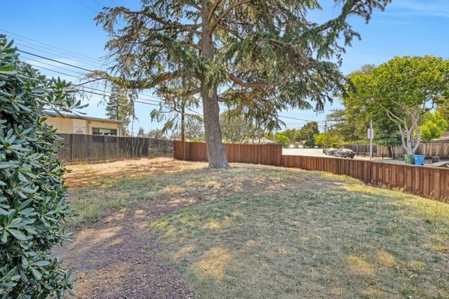 1876 Cabrillo Ave, Santa Clara, CA 95050