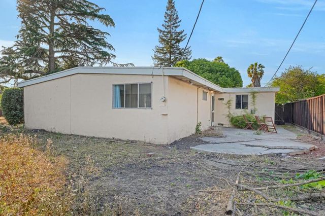 1876 Cabrillo Ave, Santa Clara, CA 95050