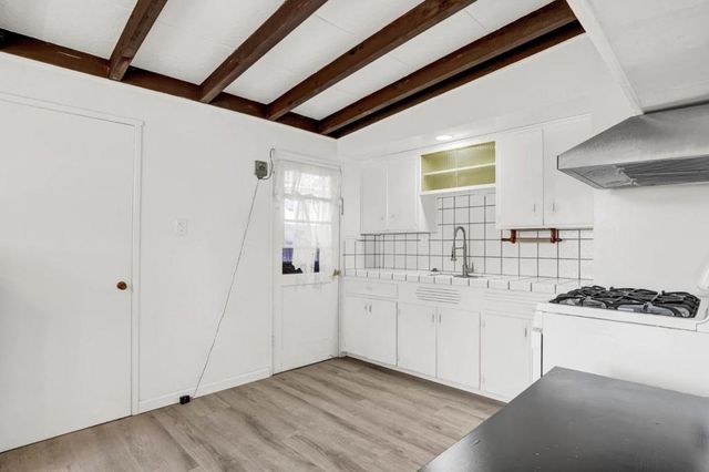 1876 Cabrillo Ave, Santa Clara, CA 95050