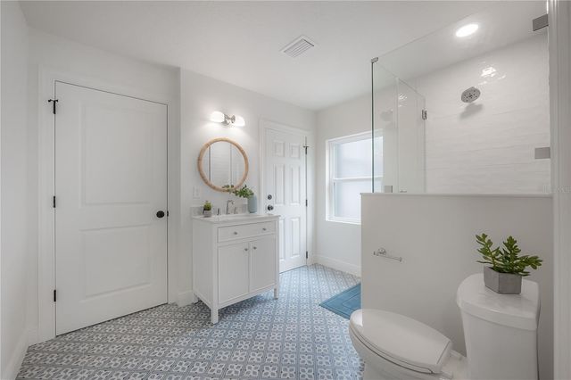 471 W DAVIS BOULEVARD, Tampa, FL 33606