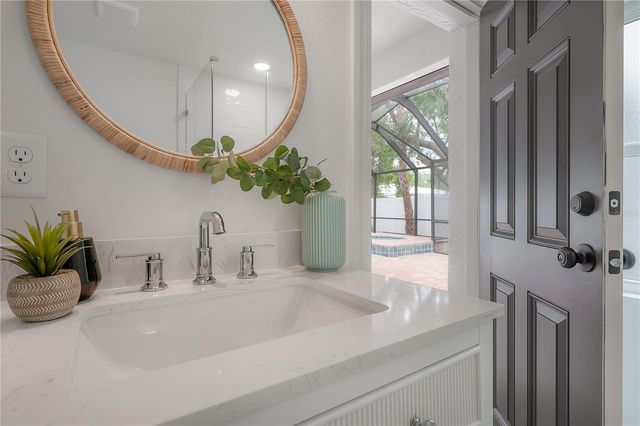 471 W DAVIS BOULEVARD, Tampa, FL 33606