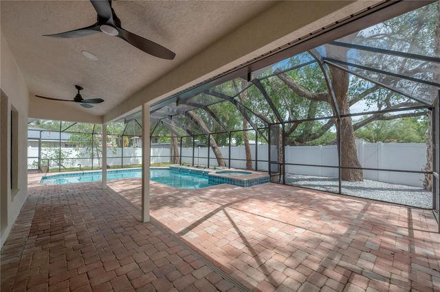 471 W DAVIS BOULEVARD, Tampa, FL 33606