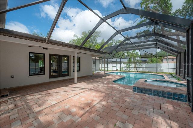 471 W DAVIS BOULEVARD, Tampa, FL 33606