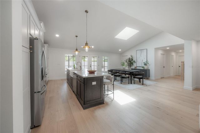 471 W DAVIS BOULEVARD, Tampa, FL 33606