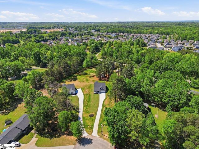12 Briarwood Court, Simpsonville, SC 29681